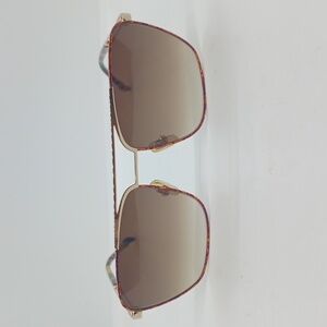 NWOT COCO AND BREEZY SUNGLASSES MANIFEST 101